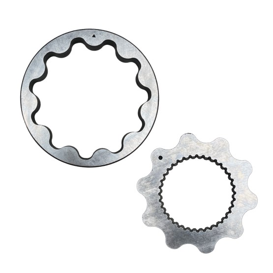 Bomba De Óleo Do Motor Kubota D1105 Aplicável Bobcat - 6657549