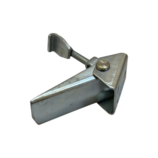 Trinco do Capo Dianteiro Aplicável Tratores New Holland - E0NN16700BB